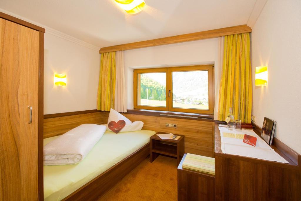 Hotel Garni Hainbacherhof Sölden Quarto foto